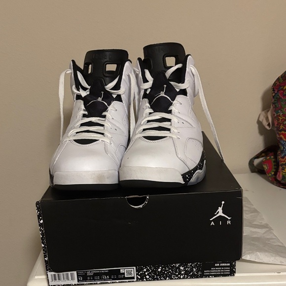 Jordan Sneakers in White and Black